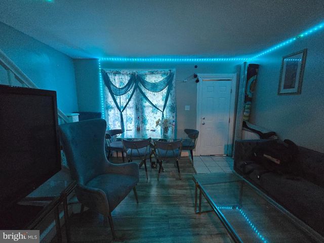 993 E SANGER ST, Philadelphia, PA 19124