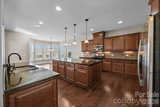 126 Northbridge Drive, Mooresville, NC 28115