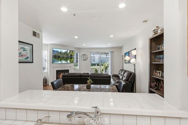 10361 Garden Grove Blvd 12, Garden Grove, CA 92843