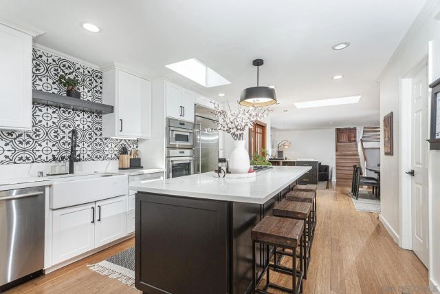 221 B Ave, Coronado, CA 92118