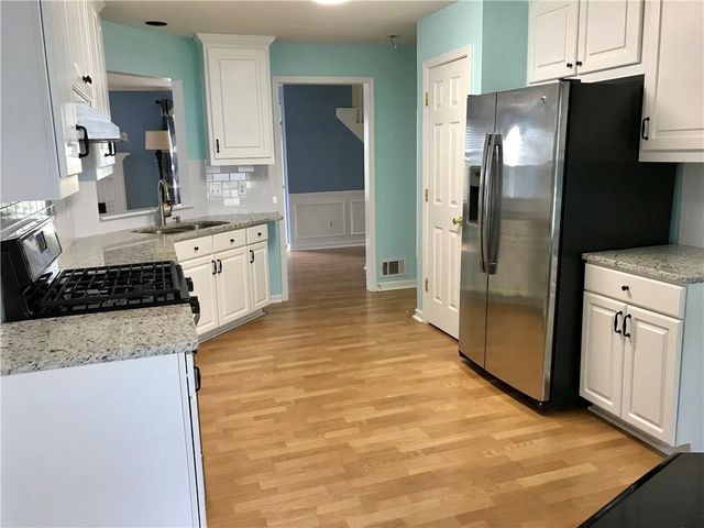 3354 Roundfield Circle, Duluth, GA 30096