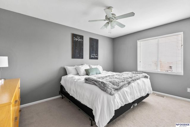 7923 S 157th Avenue, Omaha, NE 68136