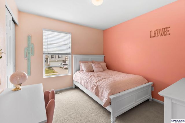 7923 S 157th Avenue, Omaha, NE 68136