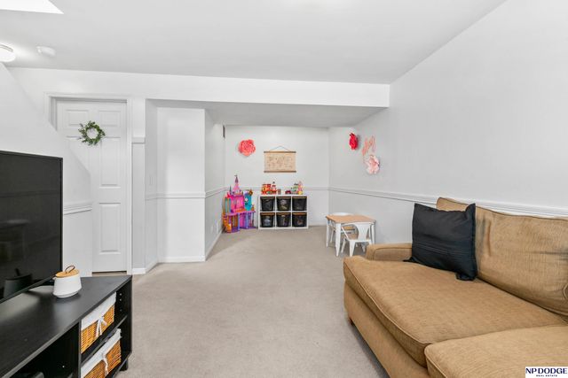 7923 S 157th Avenue, Omaha, NE 68136