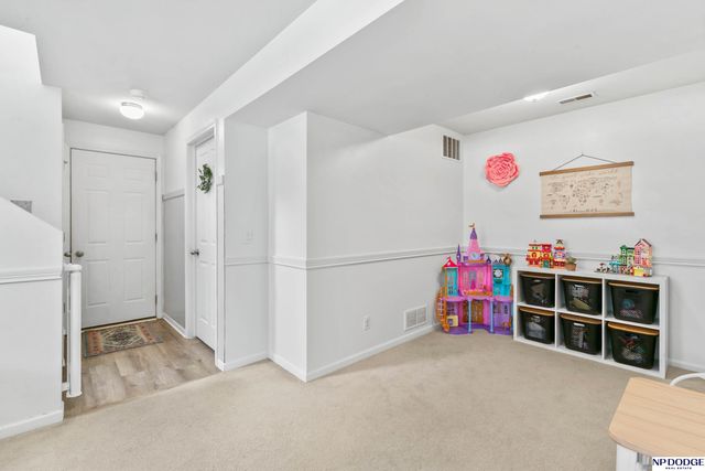 7923 S 157th Avenue, Omaha, NE 68136