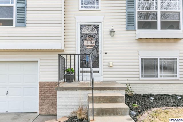 7923 S 157th Avenue, Omaha, NE 68136