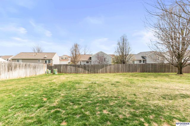 7923 S 157th Avenue, Omaha, NE 68136