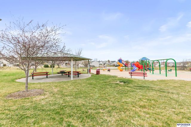 7923 S 157th Avenue, Omaha, NE 68136