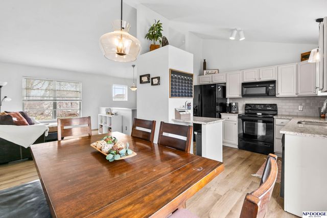 7923 S 157th Avenue, Omaha, NE 68136