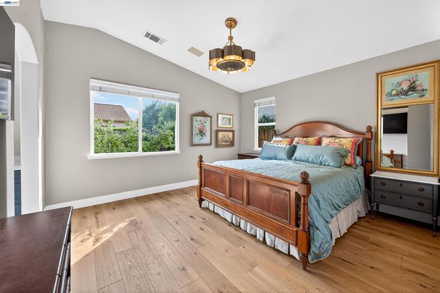 6433 Owl Way, Livermore, CA 94551