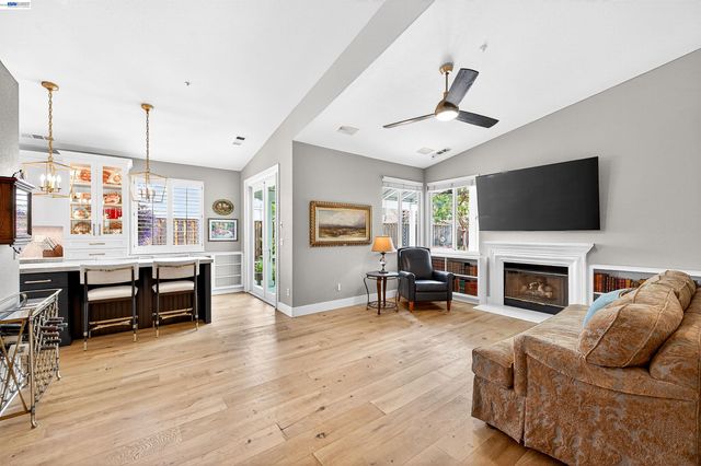 6433 Owl Way, Livermore, CA 94551