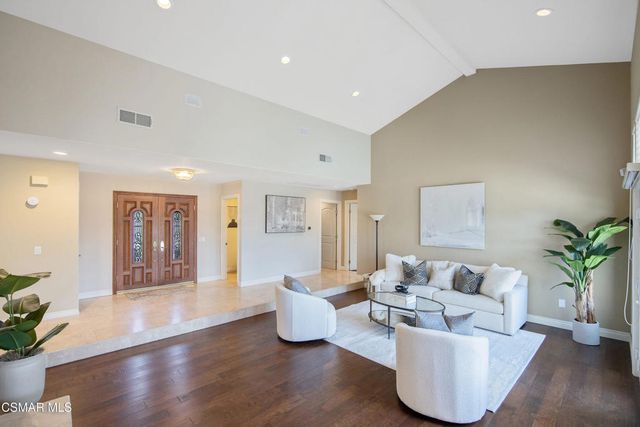 1660 Shadow Oaks Place, Thousand Oaks, CA 91362