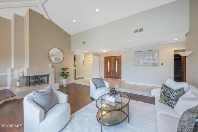 1660 Shadow Oaks Place, Thousand Oaks, CA 91362