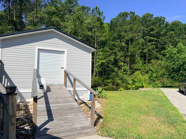 3247 Red Bird Ln., Myrtle Beach, SC 29588