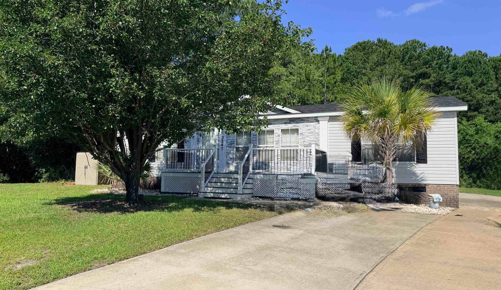 3247 Red Bird Ln., Myrtle Beach, SC 29588