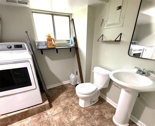 400 S Pleasant Hill Boulevard, Pleasant Hill, IA 50327