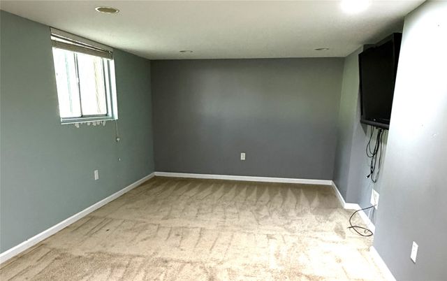 400 S Pleasant Hill Boulevard, Pleasant Hill, IA 50327
