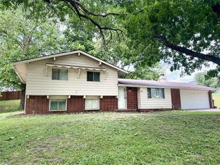 400 S Pleasant Hill Boulevard, Pleasant Hill, IA 50327