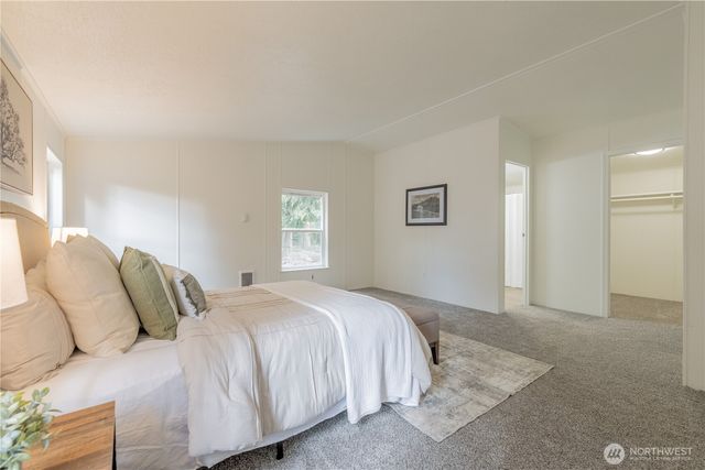 10794 Halloran Road, Bow, WA 98232