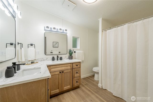 10794 Halloran Road, Bow, WA 98232