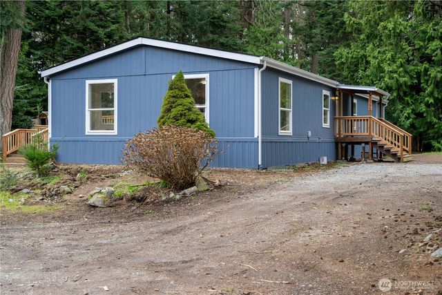 10794 Halloran Road, Bow, WA 98232