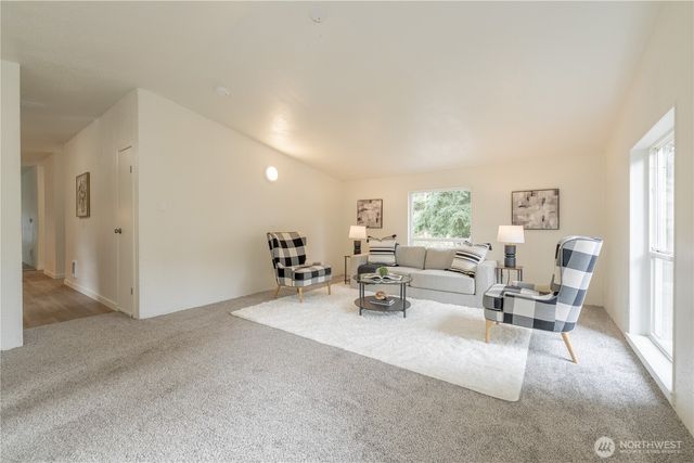 10794 Halloran Road, Bow, WA 98232