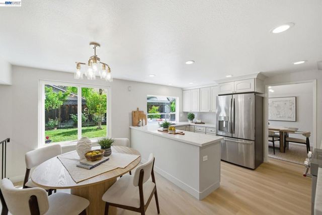 40684 Mission Blvd, Fremont, CA 94539
