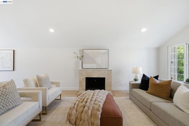 40684 Mission Blvd, Fremont, CA 94539
