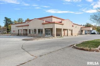 920 E North Grand Avenue, Springfield, IL 62702