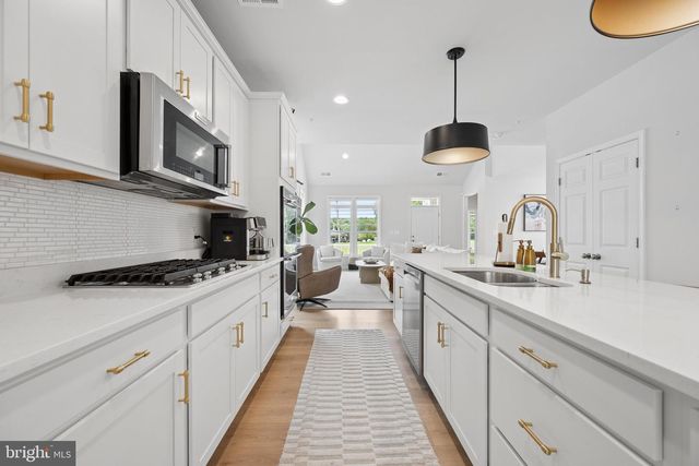22817 FREDERICK RD, Clarksburg, MD 20871