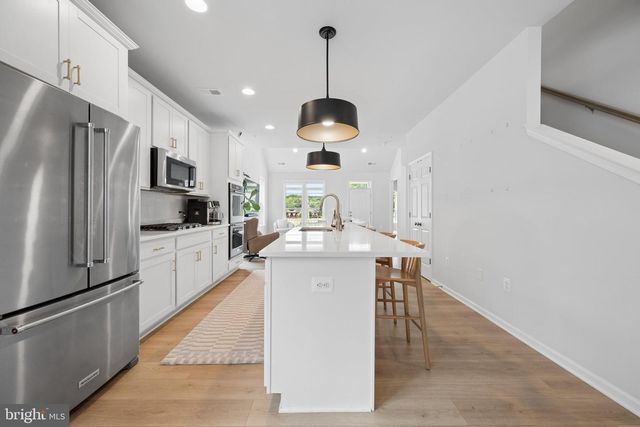 22817 FREDERICK RD, Clarksburg, MD 20871