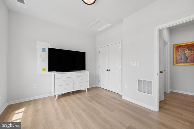 22817 FREDERICK RD, Clarksburg, MD 20871