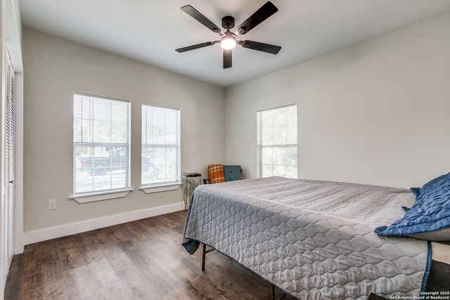 1922 W Ashby, San Antonio, TX 78228