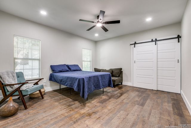 1922 W Ashby, San Antonio, TX 78228