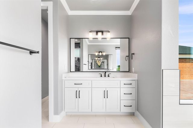 178 Balch RD, Elgin, TX 78621