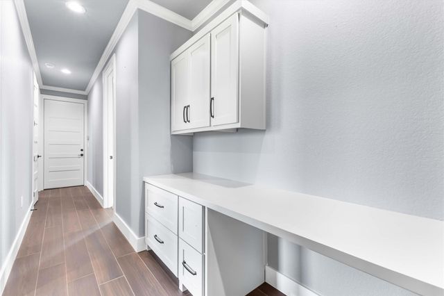 178 Balch RD, Elgin, TX 78621