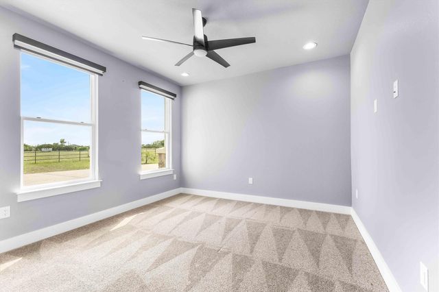 178 Balch RD, Elgin, TX 78621