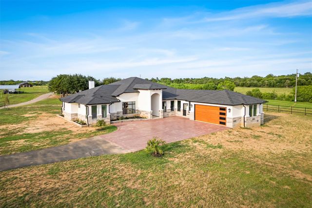 178 Balch RD, Elgin, TX 78621