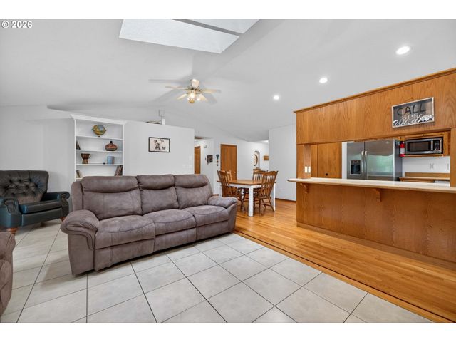 9306 Ne 147TH Ave, Vancouver, WA 98682