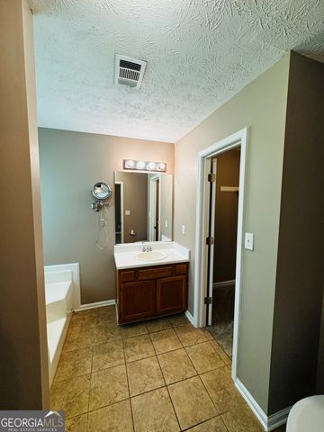 2363 Whites Ridge, Decatur, GA 30034