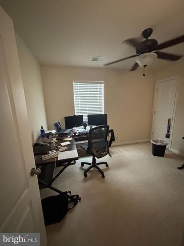 11123 WORTHAM CREST CIR, Manassas, VA 20109