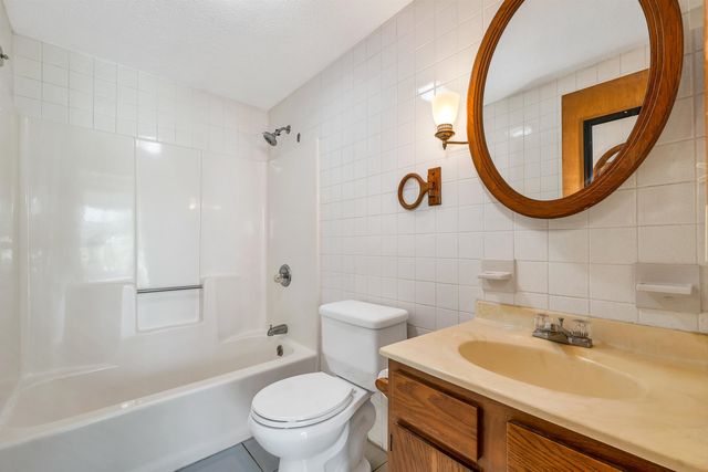 44 Noyes Road, Tilton, NH 03276
