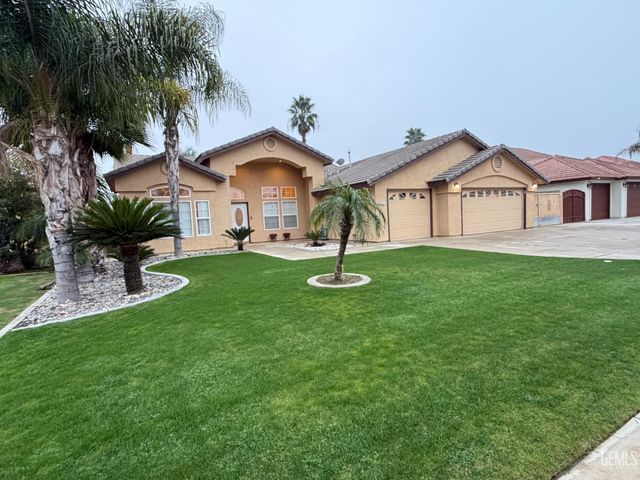 4411 Jackson Ridge Avenue, Bakersfield, CA 93313