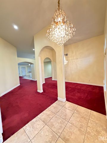 4411 Jackson Ridge Avenue, Bakersfield, CA 93313