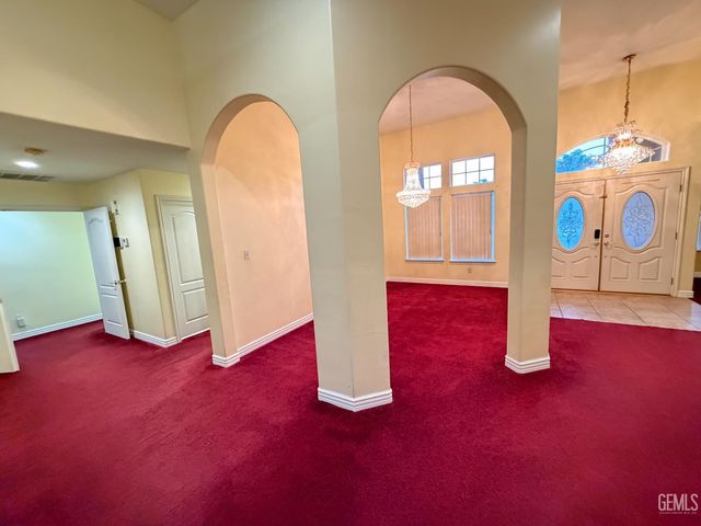 4411 Jackson Ridge Avenue, Bakersfield, CA 93313