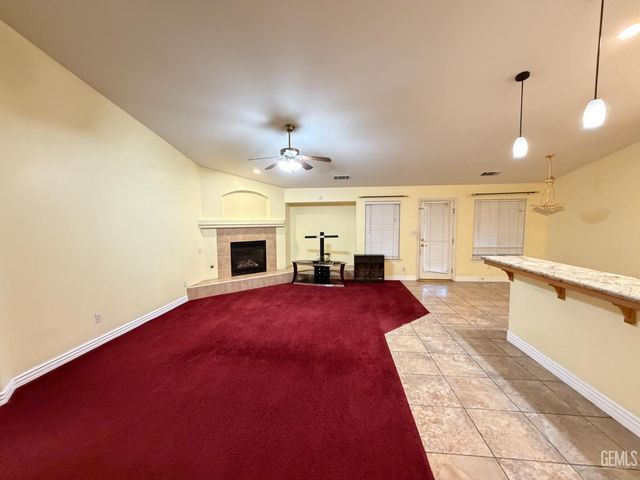 4411 Jackson Ridge Avenue, Bakersfield, CA 93313