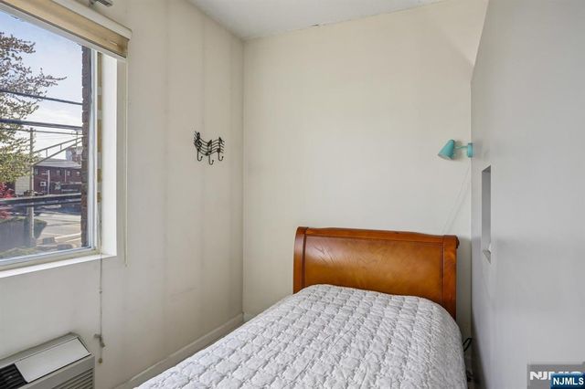 399 11th Street 205, Palisades Park, NJ 07650