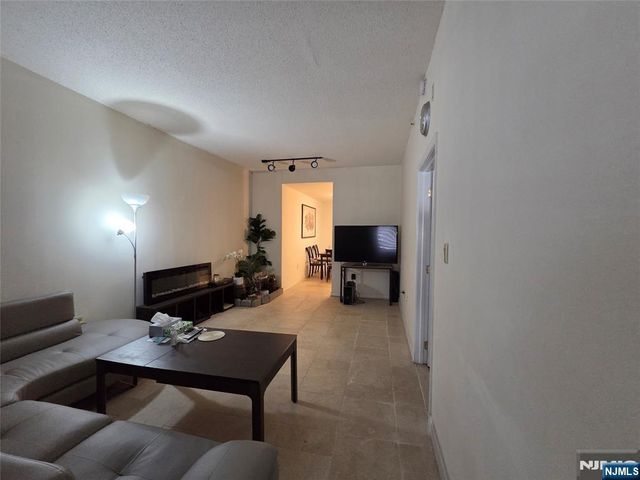 399 11th Street 205, Palisades Park, NJ 07650