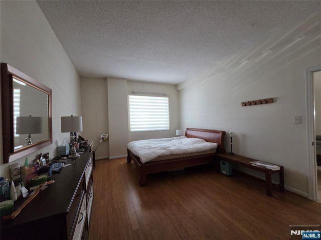 399 11th Street 205, Palisades Park, NJ 07650