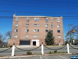 399 11th Street 205, Palisades Park, NJ 07650